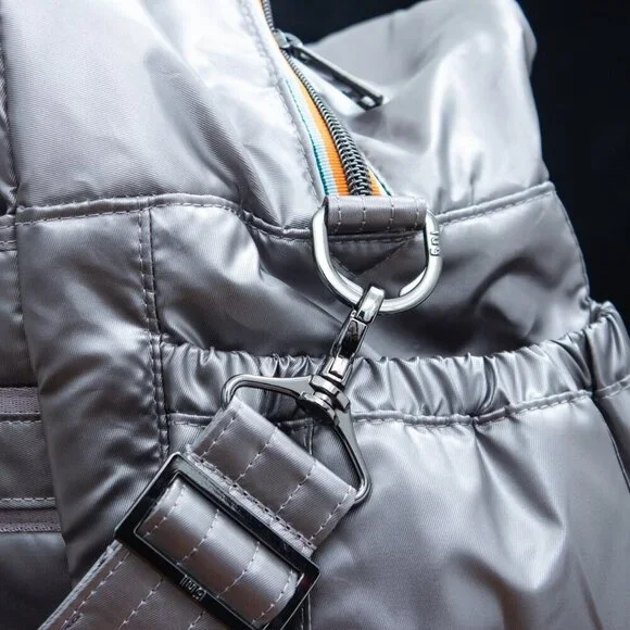 Lug Drifter Quilted Silver Tote Bag With Double Zipper Closure & Multi-Pockets - Picture 4 of 12